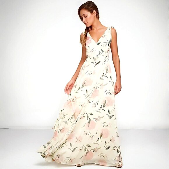 Lulus Romantic Possibilities Floral Maxi Dress S Off-White NWT - Picture 8 of 16